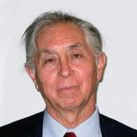 Dr. Eduardo J. Quel